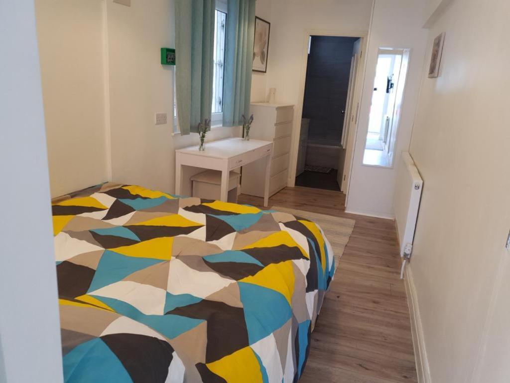 Star London Brent Street Cosy 1-Bed Hideaway Apartment Hendon Luaran gambar